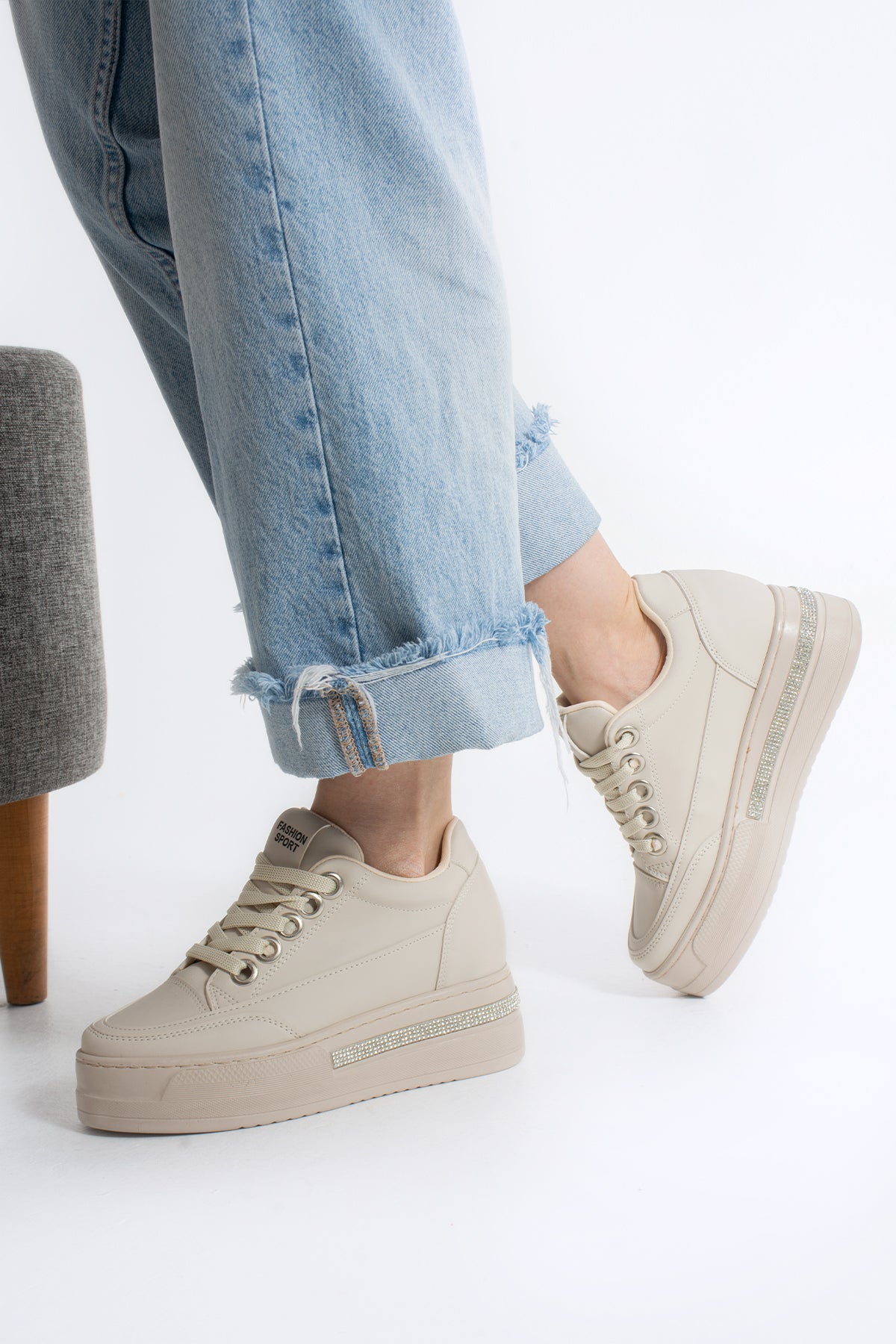 Dora Gizli Ökçe Yüksek Taban Bağcıklı Kadın Spor Ayakkabı Sneaker