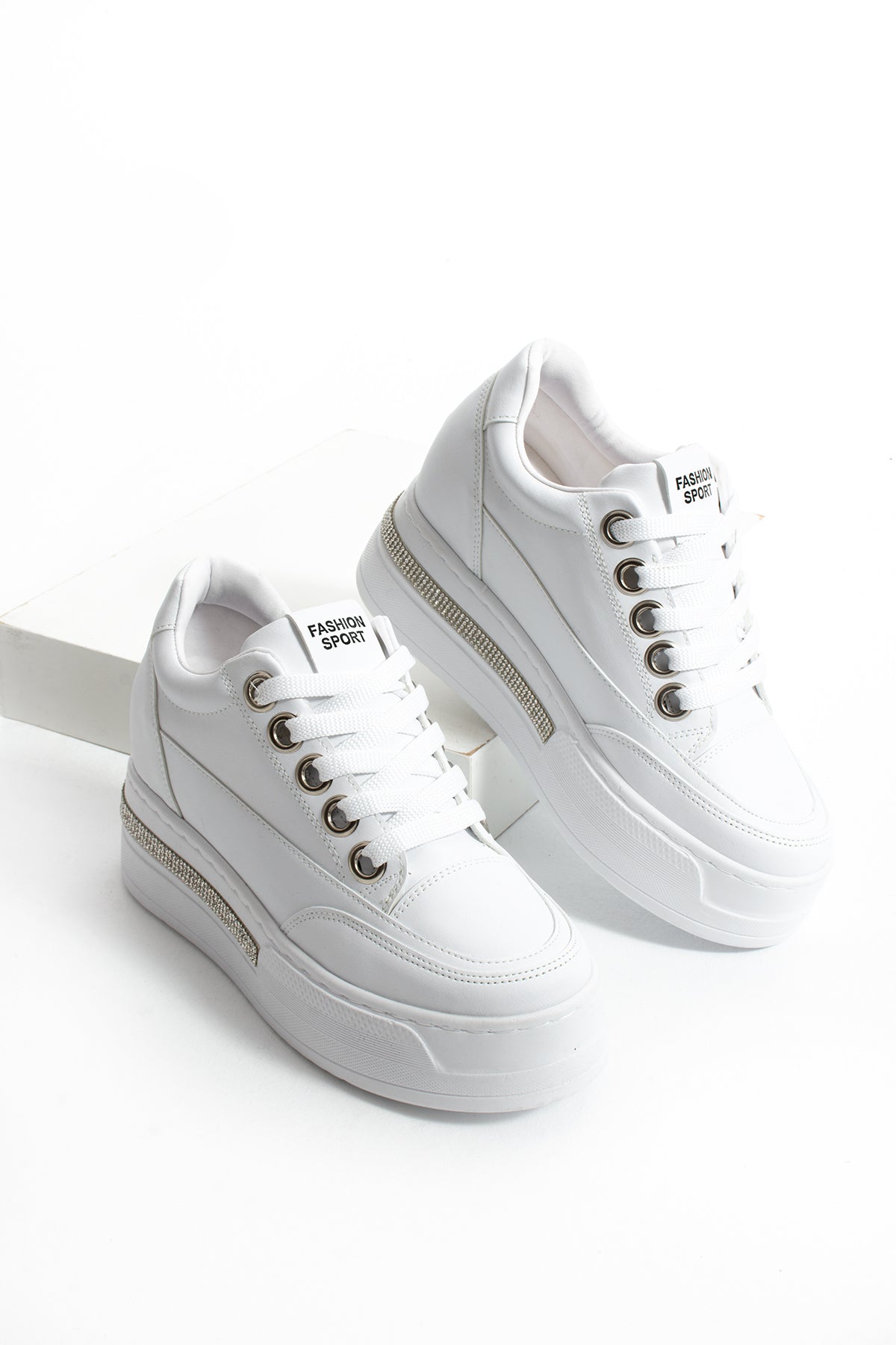 Dora Gizli Ökçe Yüksek Taban Bağcıklı Kadın Spor Ayakkabı Sneaker
