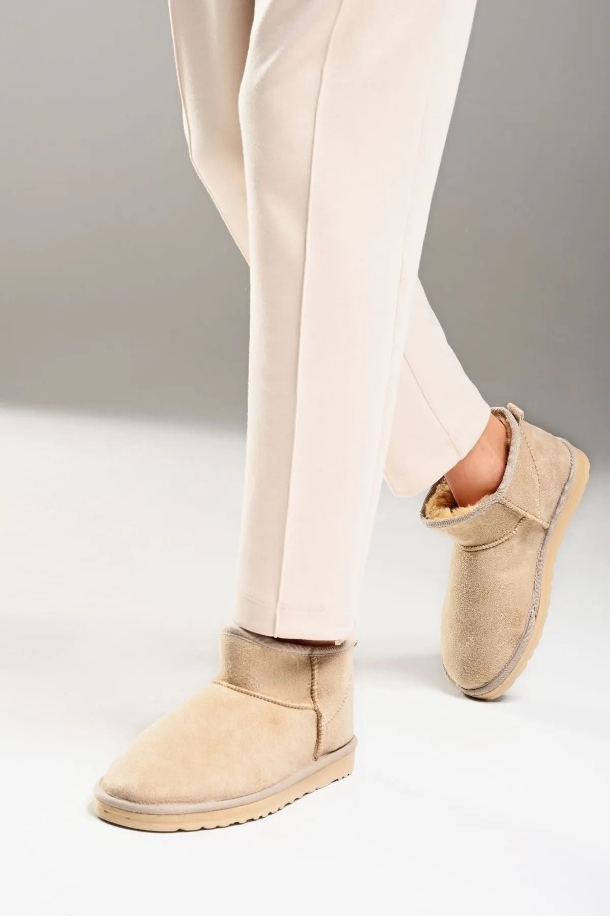 KADIN UGG MODEL SÜET İÇİ TÜYLÜ KIŞLIK BOT