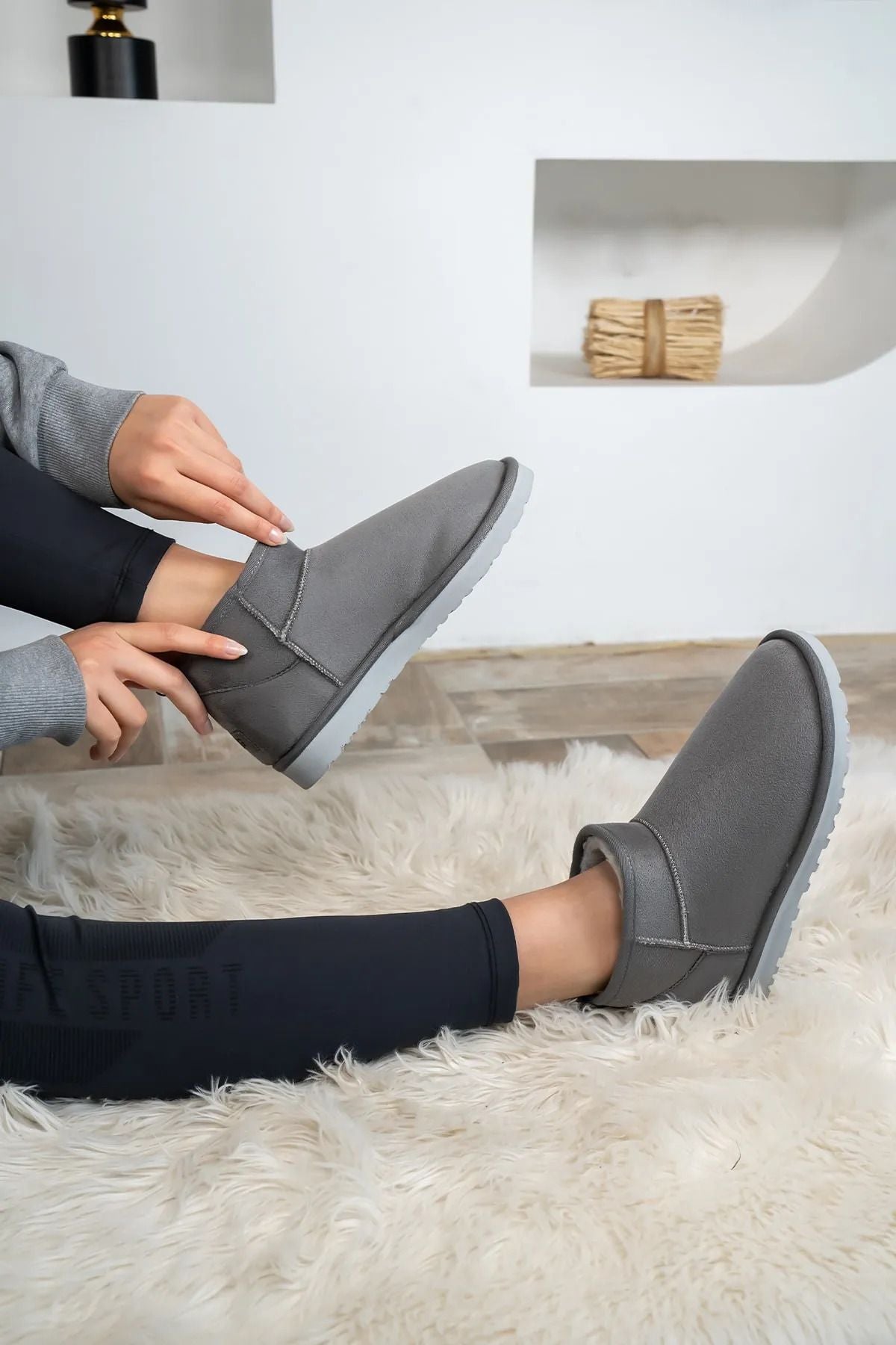 KADIN UGG MODEL SÜET İÇİ TÜYLÜ KIŞLIK BOT