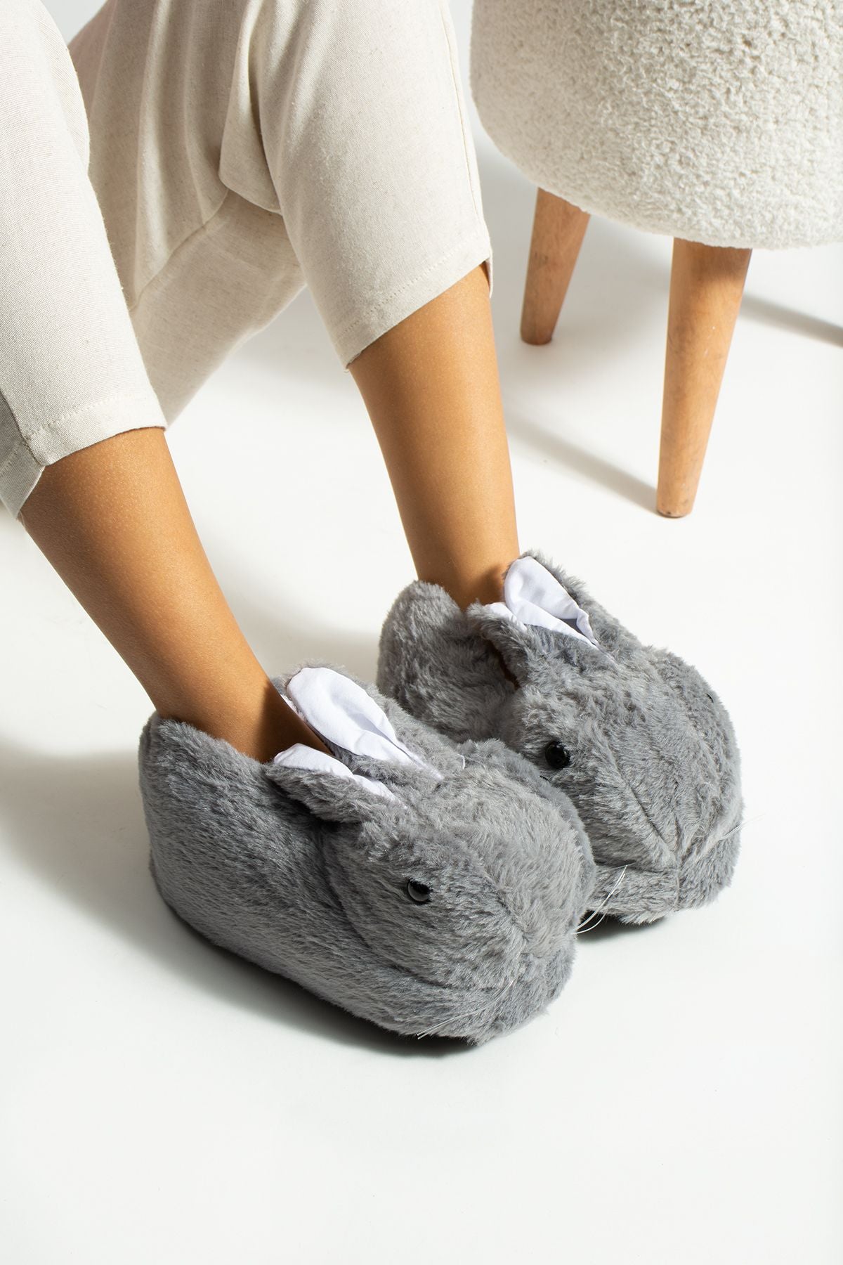 TAVŞAN FİGÜRLÜ KADIN EV PANDUFU